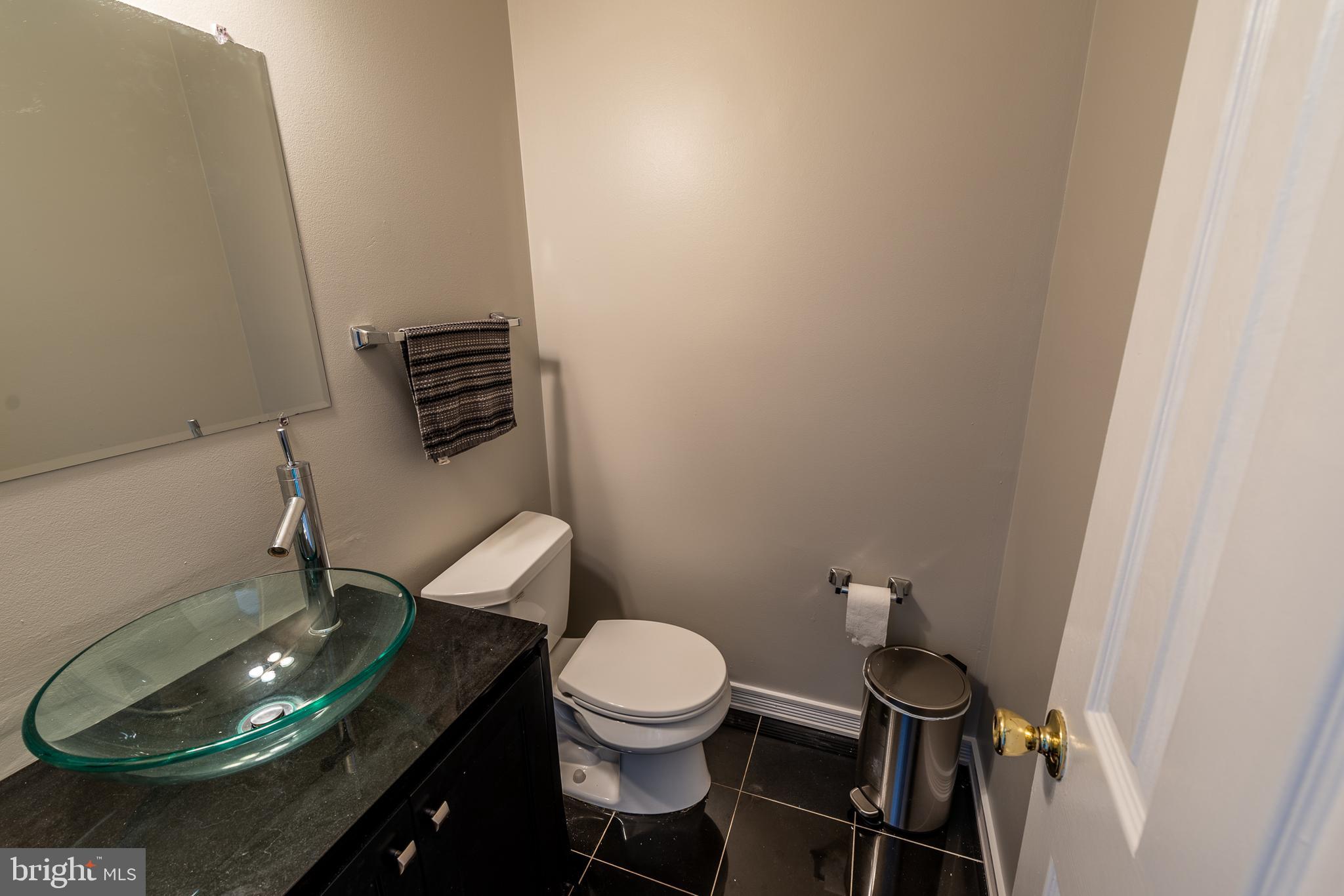 14808 Basingstoke Loop Centreville, VA 20120 - Photo 11 of 37