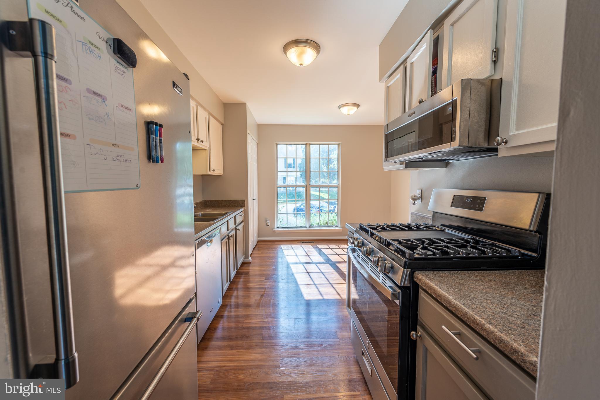 14808 Basingstoke Loop Centreville, VA 20120 - Photo 12 of 37