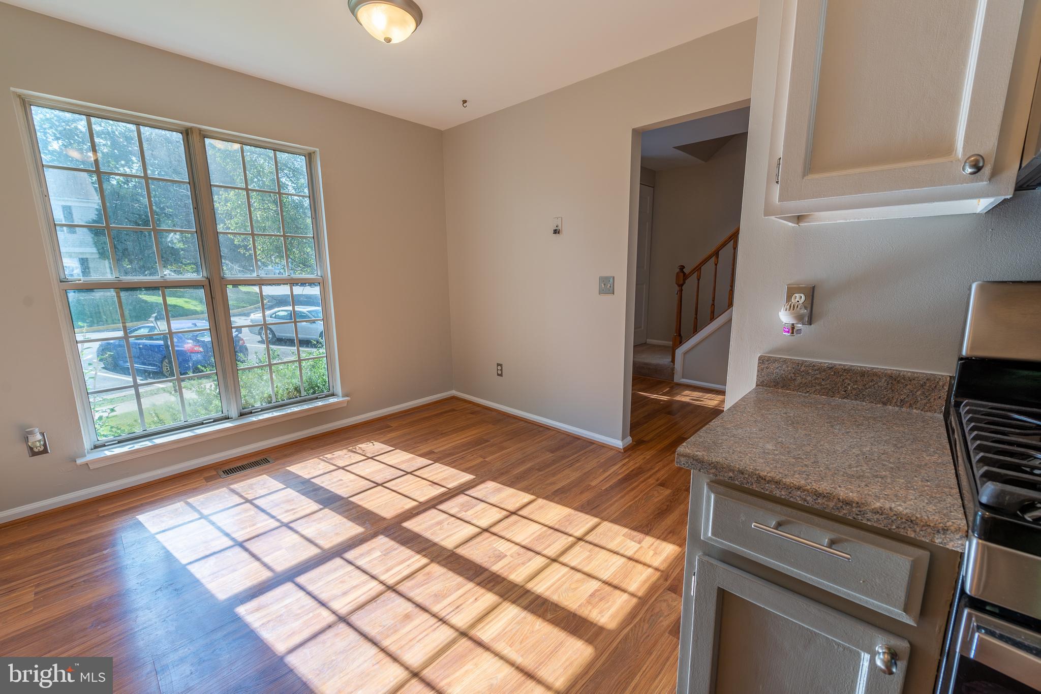 14808 Basingstoke Loop Centreville, VA 20120 - Photo 13 of 37