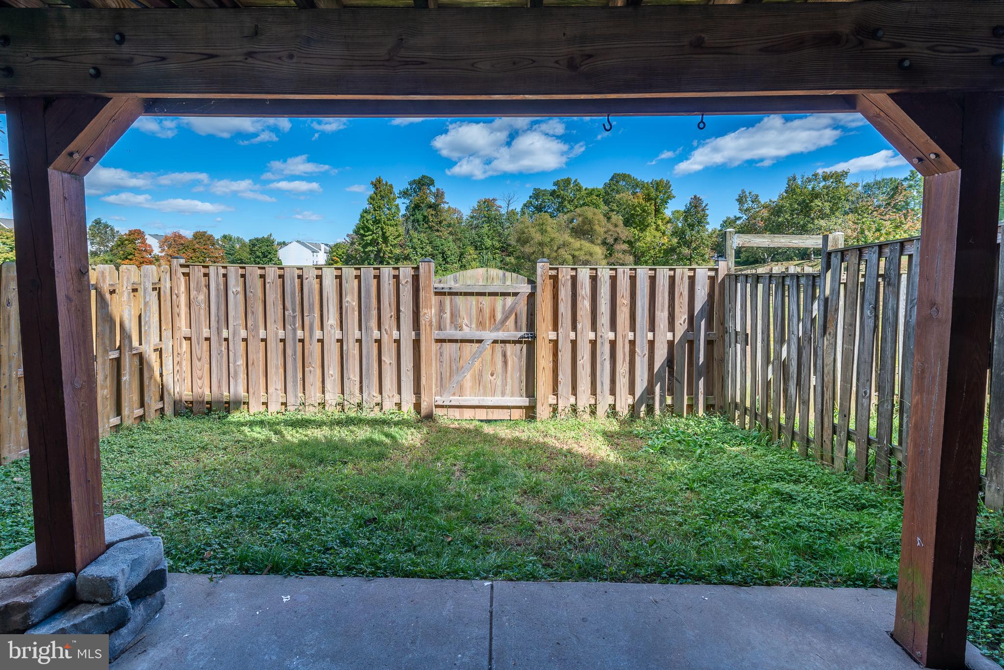 14808 Basingstoke Loop Centreville, VA 20120 - Photo 3 of 37