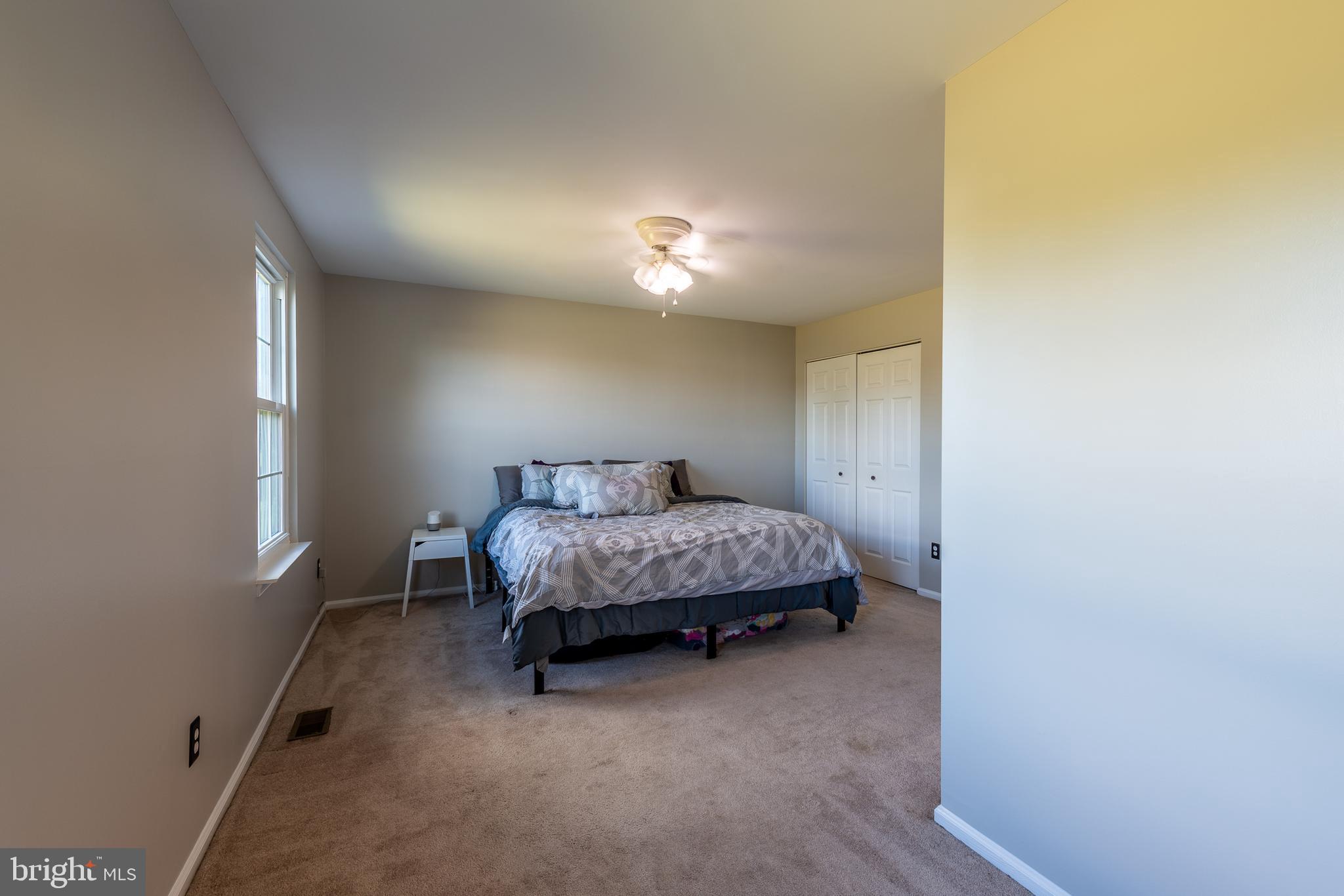 14808 Basingstoke Loop Centreville, VA 20120 - Photo 28 of 37