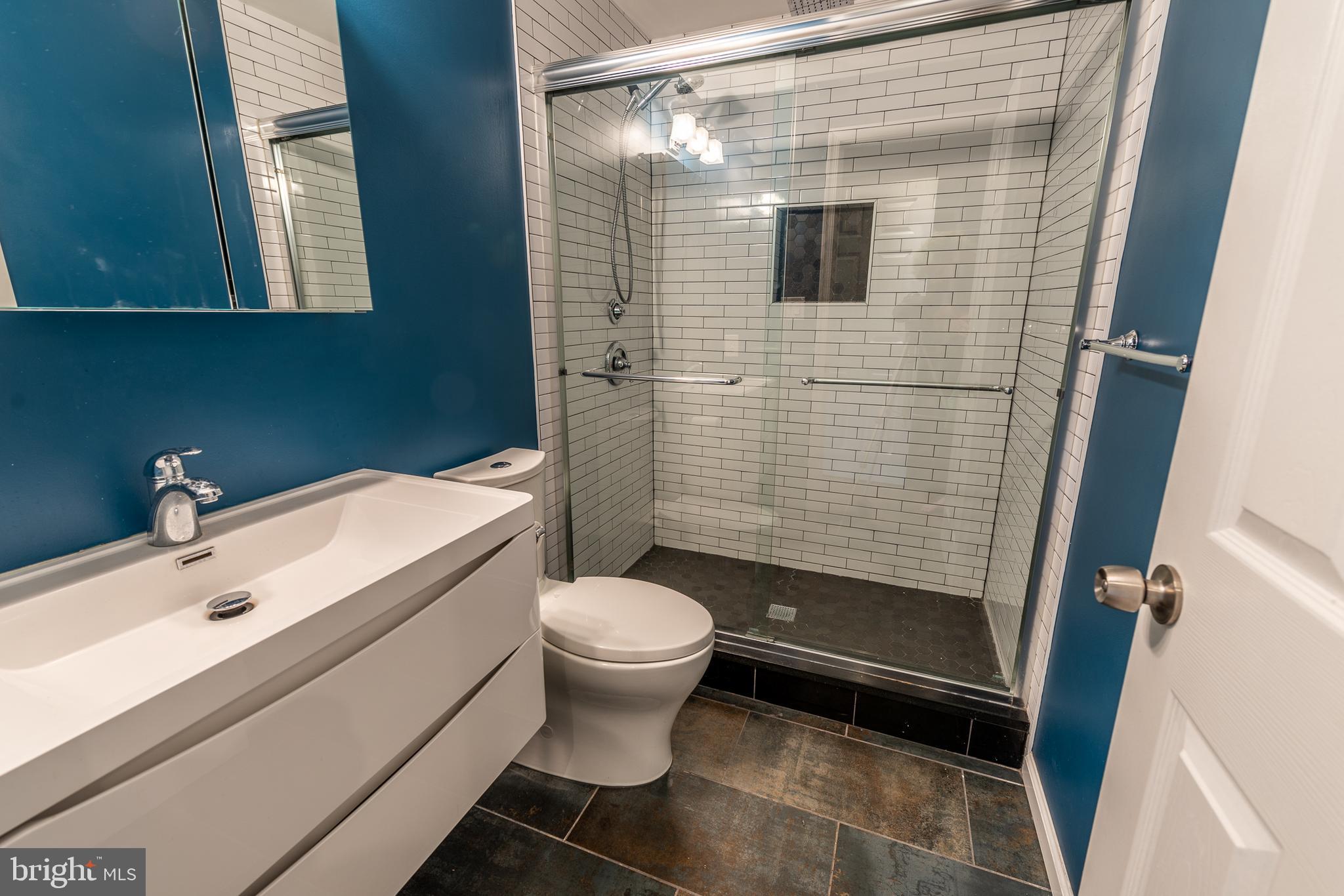 14808 Basingstoke Loop Centreville, VA 20120 - Photo 33 of 37