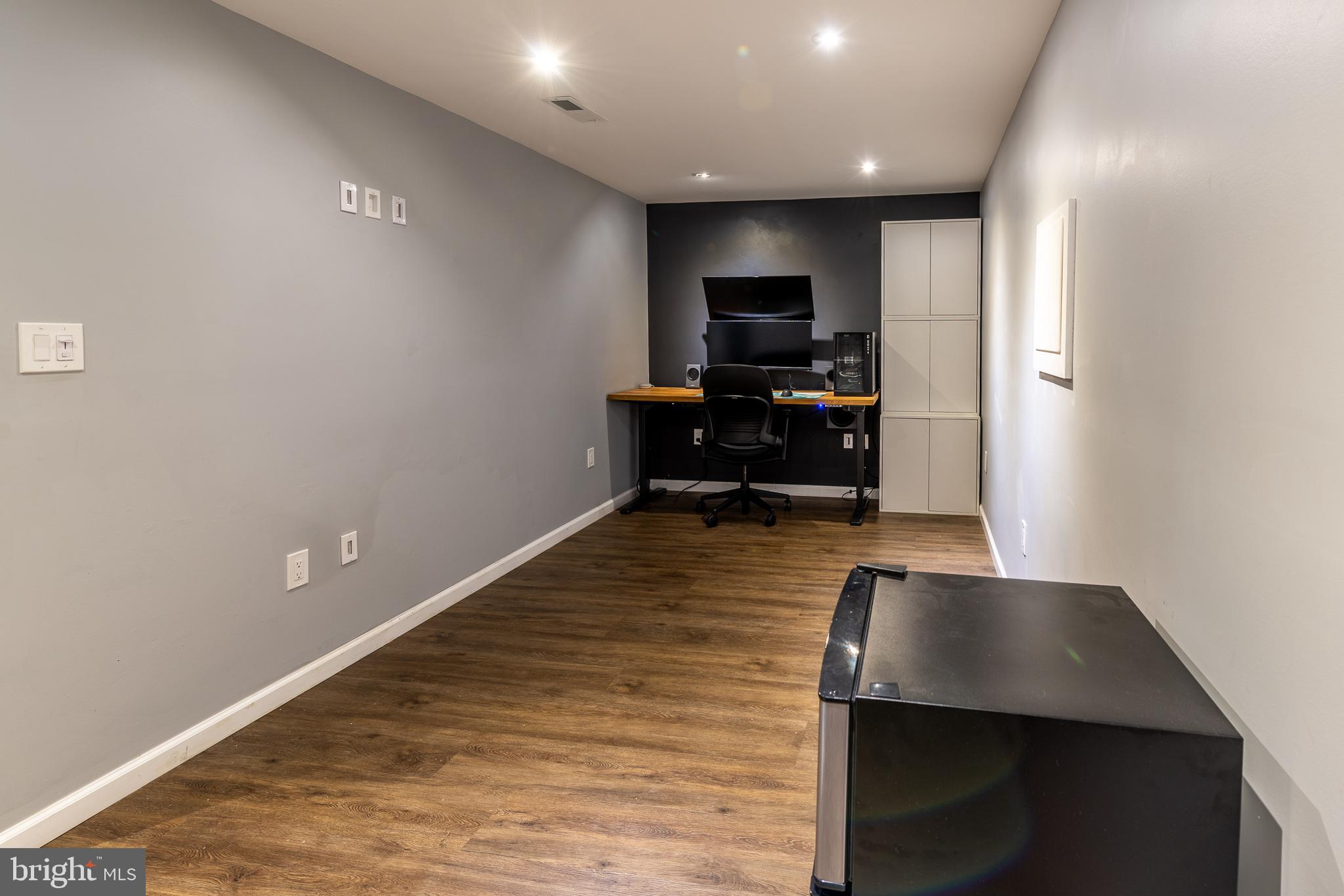 14808 Basingstoke Loop Centreville, VA 20120 - Photo 34 of 37