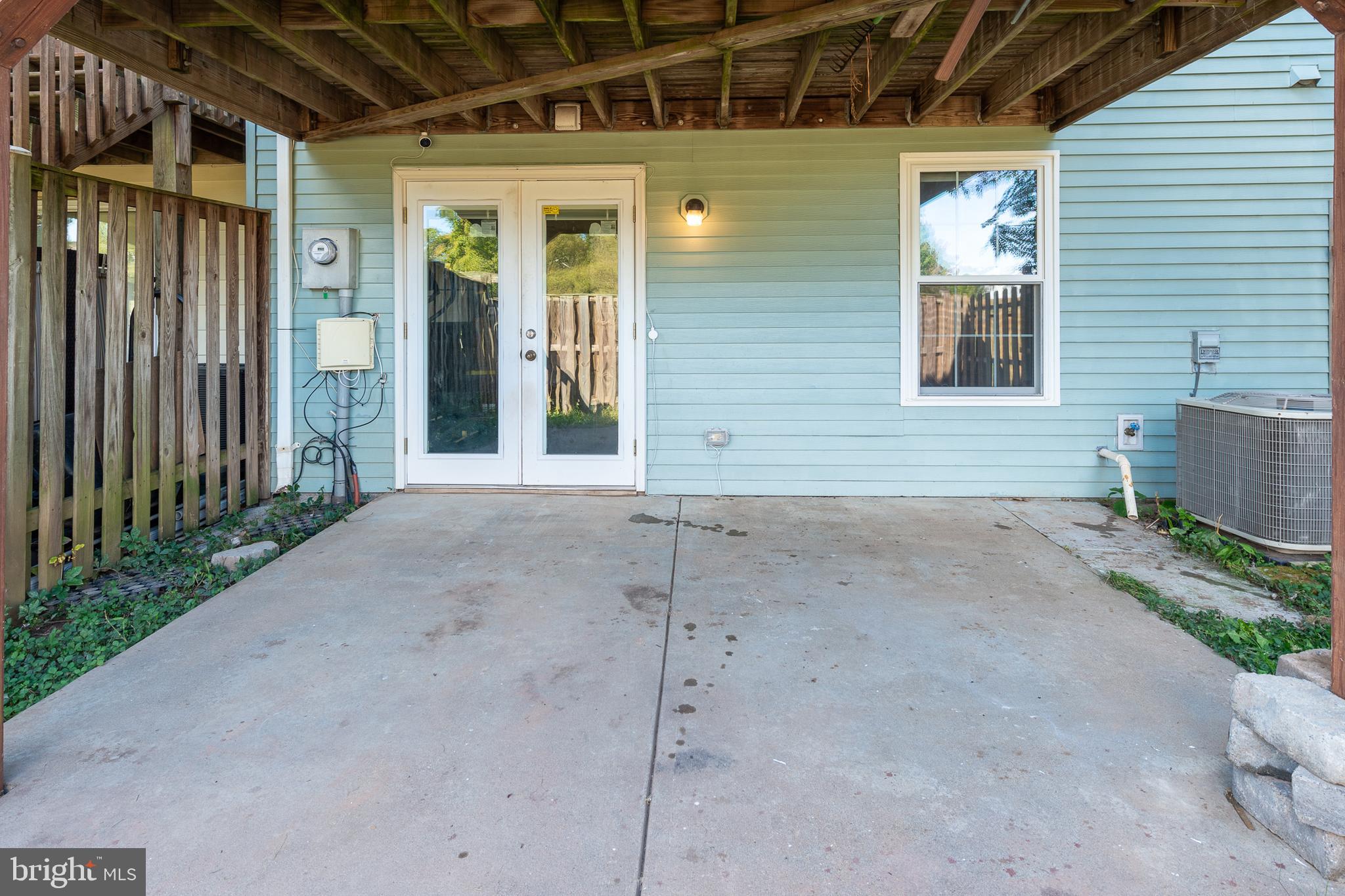 14808 Basingstoke Loop Centreville, VA 20120 - Photo 36 of 37