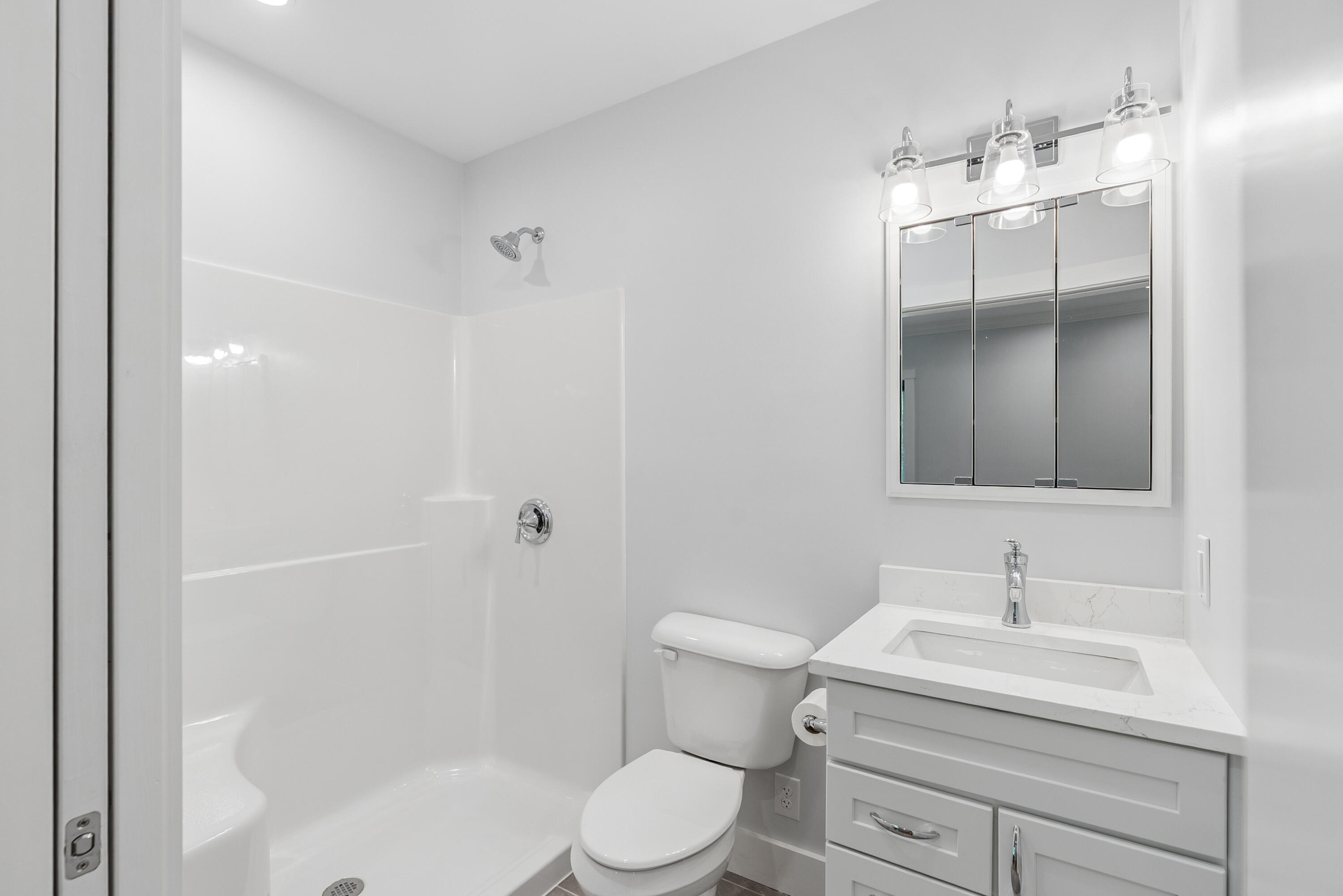 74 New Biddeford Road Kennebunkport, ME 04046 - Photo 21 of 39 Bed 2 Full bath
