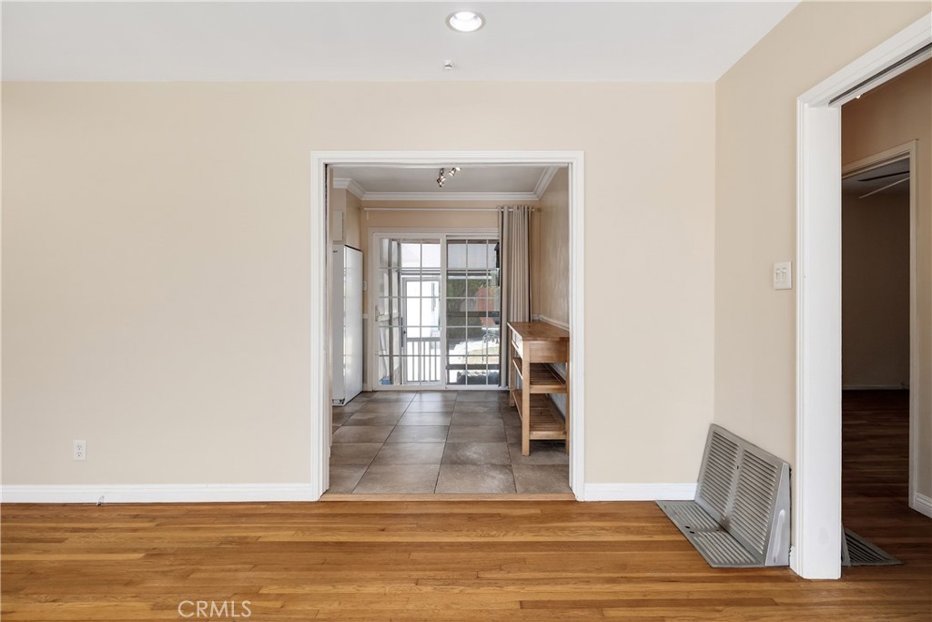 3135 Heather Road Long Beach, CA 90808 - Photo 12 of 34