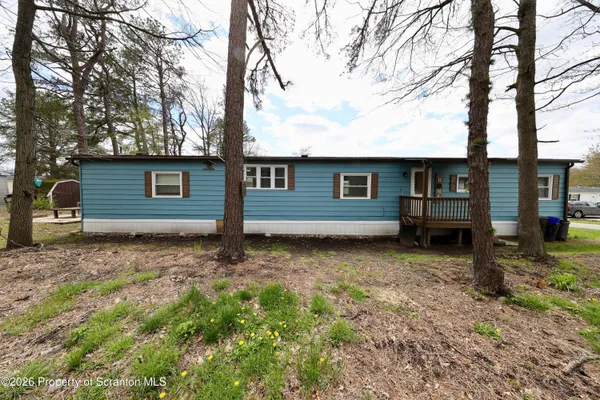 $75,000 | 717 7th Street, Moosic, PA 18641