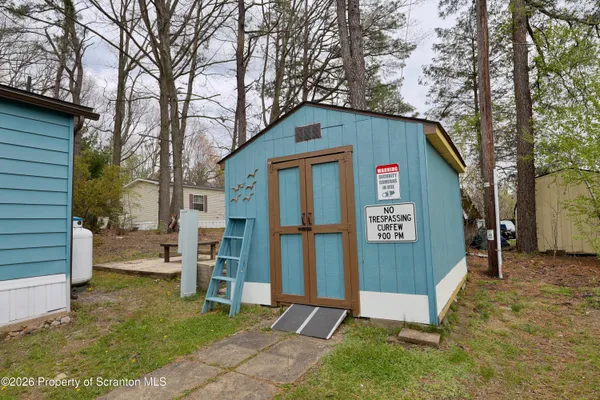 $75,000 | 717 7th Street, Moosic, PA 18641