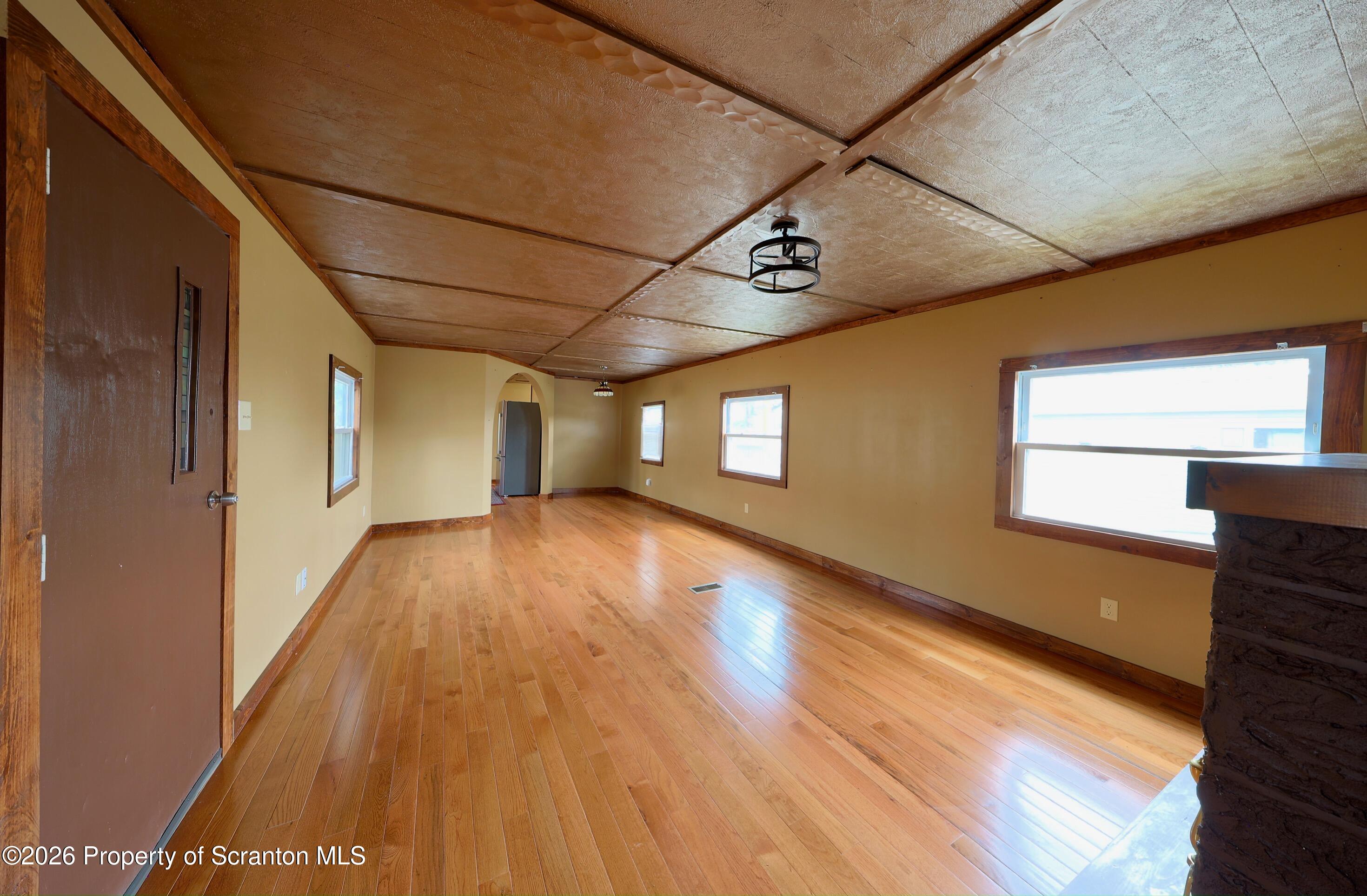 717 7th Street Moosic, PA 18641 - Photo 10 of 18 Living Room