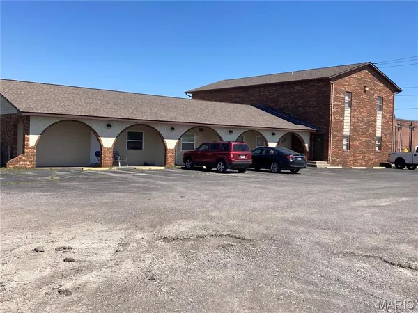 $435,000 | 116 East Missouri Boulevard, Scott City, MO 63780