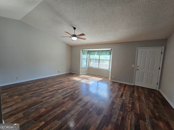 $1,900 | 425 Sunnyside Drive, St. Marys, GA 31558