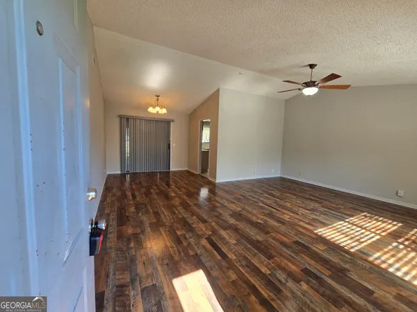 $1,900 | 425 Sunnyside Drive, St. Marys, GA 31558