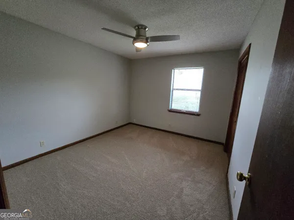 $1,900 | 425 Sunnyside Drive, St. Marys, GA 31558