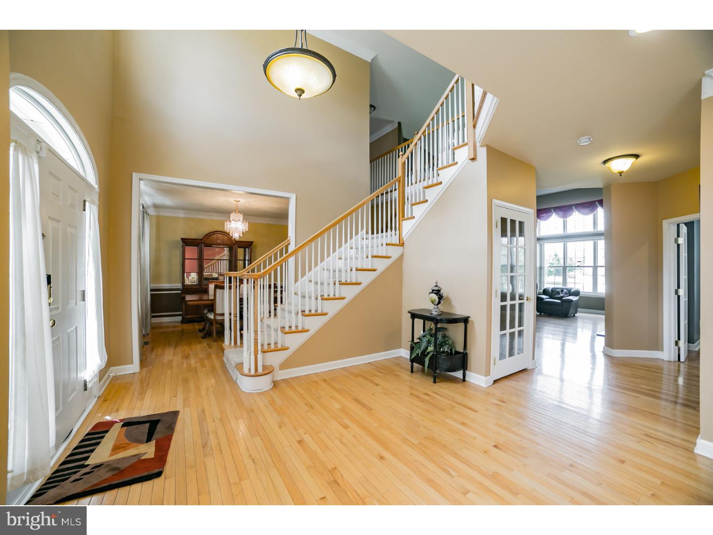 100 Tatham Road Bensalem, PA 19020 - Photo 3 of 25 Foyer