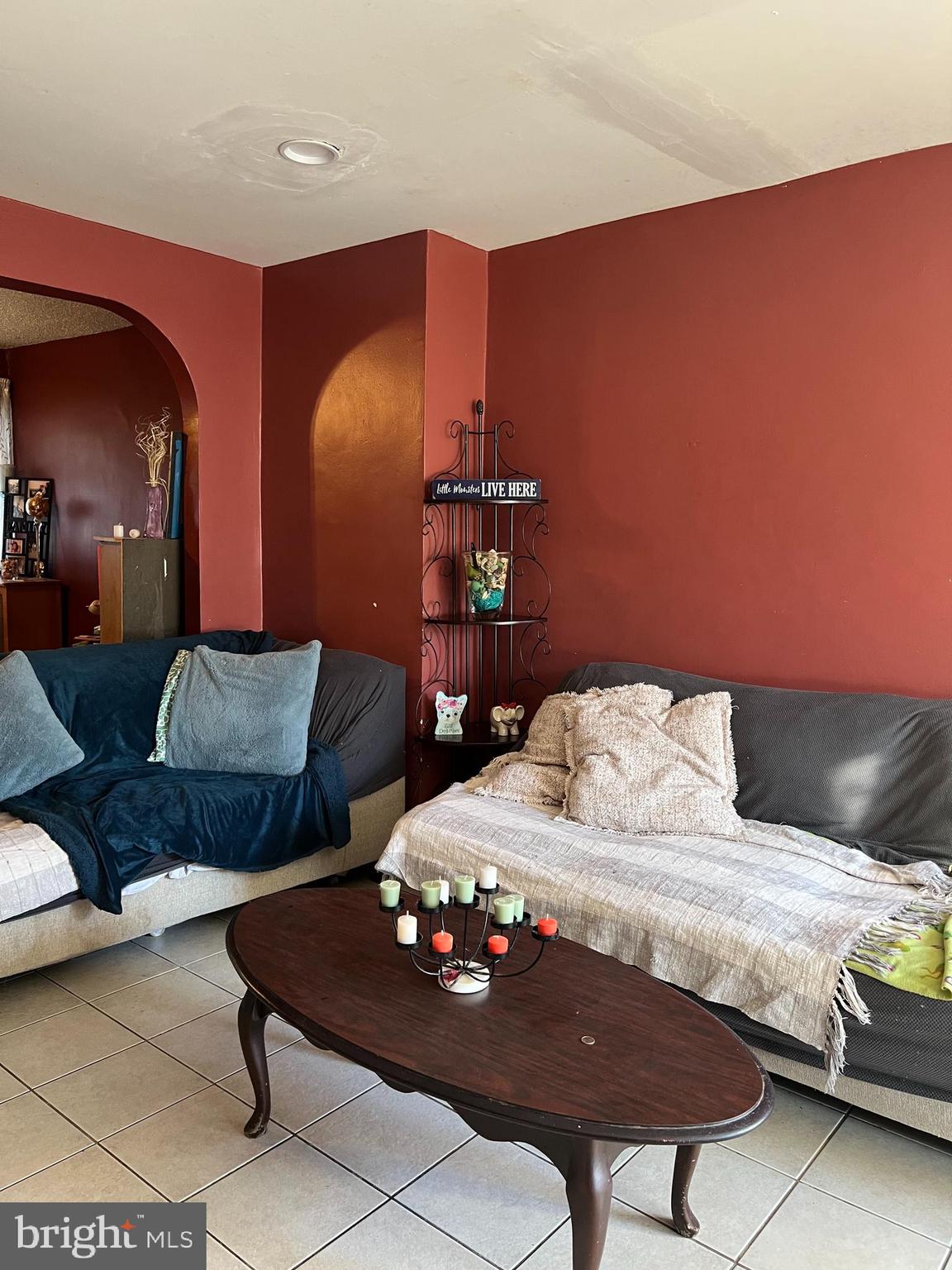 7103 Seaford Road Upper Darby, PA 19082 - Photo 6 of 19