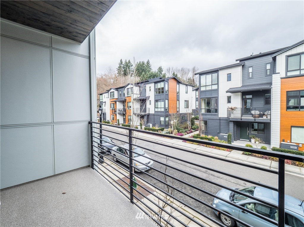 9631 Northeast 183rd Street, Unit B Bothell, WA 98011 - Photo 12 of 26 Gallery Image 12