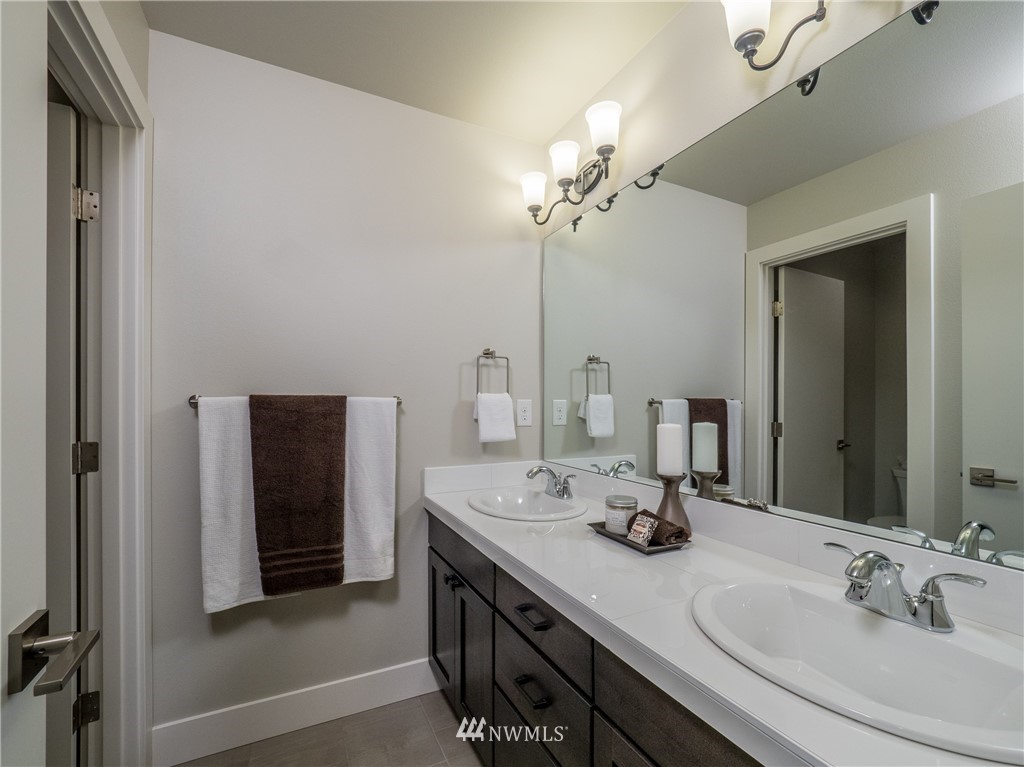 9631 Northeast 183rd Street, Unit B Bothell, WA 98011 - Photo 18 of 26 Gallery Image 18