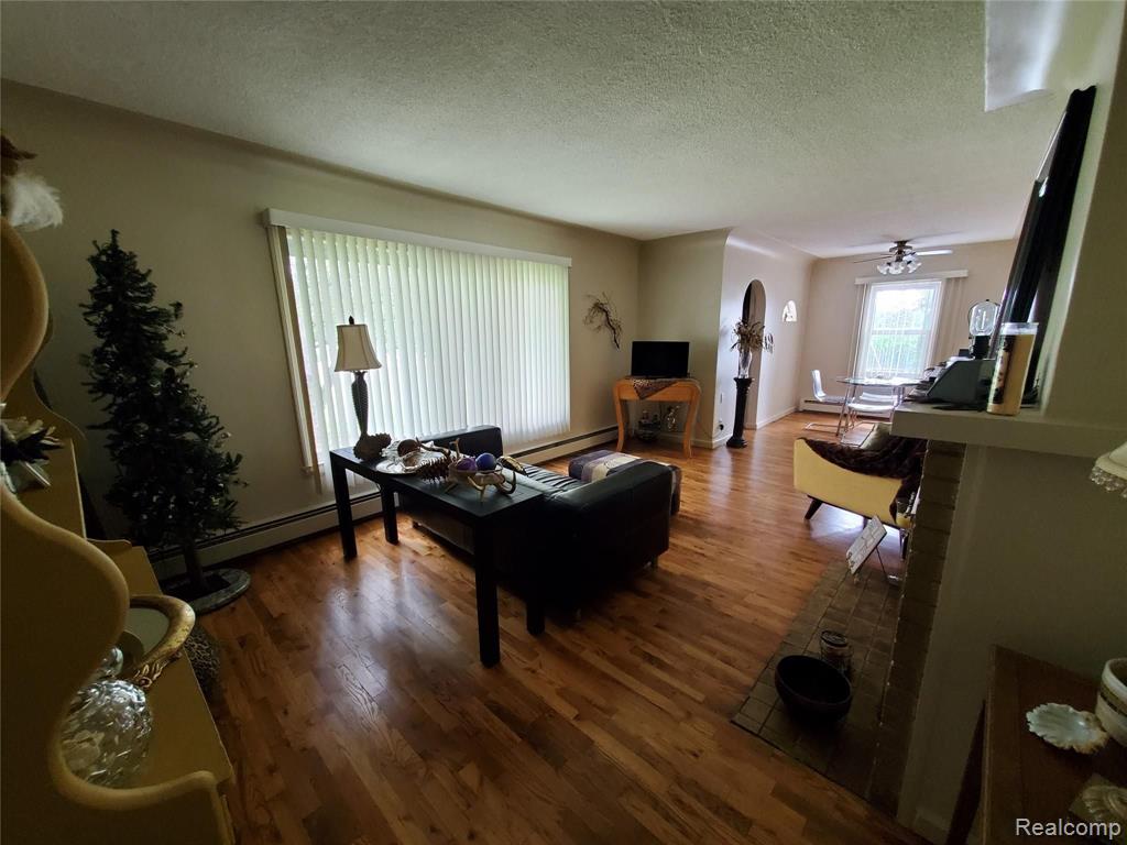 5141 North State Road Davison, MI 48423 - Photo 8 of 36