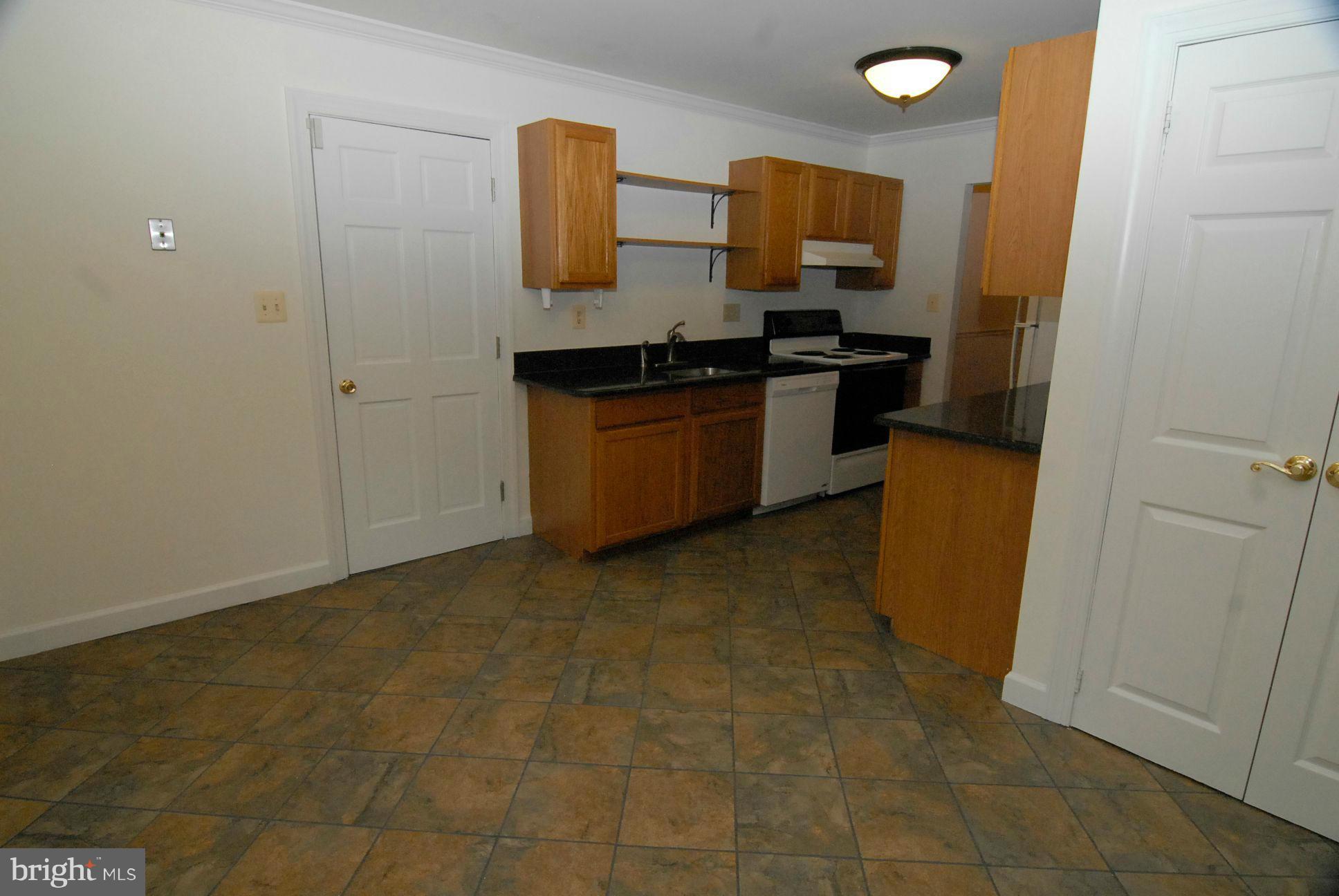 13200 Sandston Court Laurel, MD 20708 - Photo 10 of 25 Kitchen
