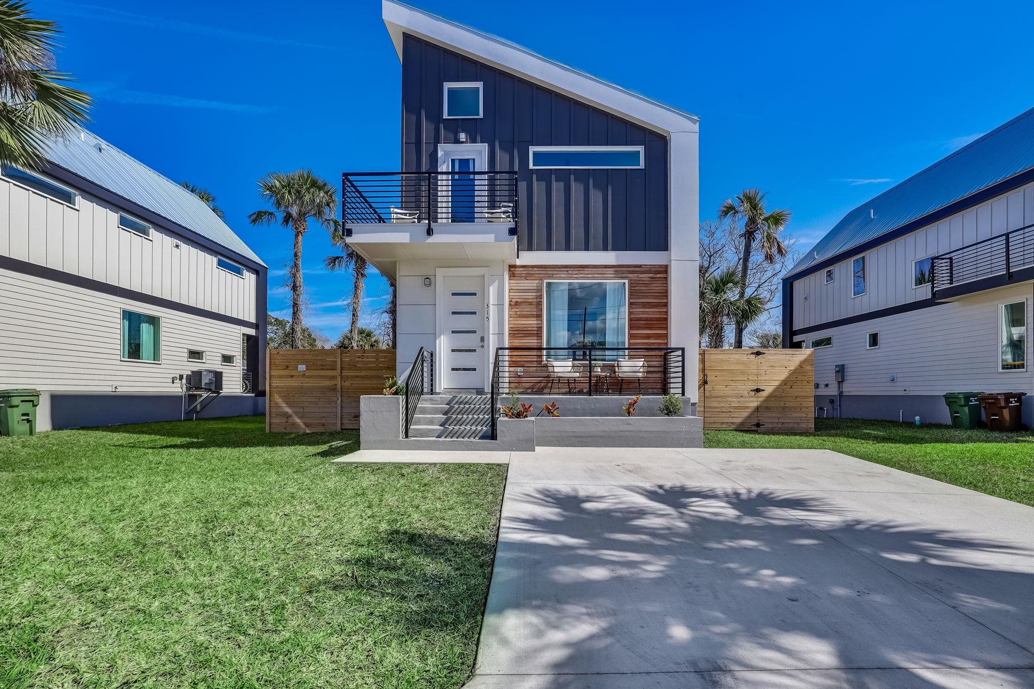 315 Riberia Street St. Augustine, FL 32084 - Photo 2 of 40