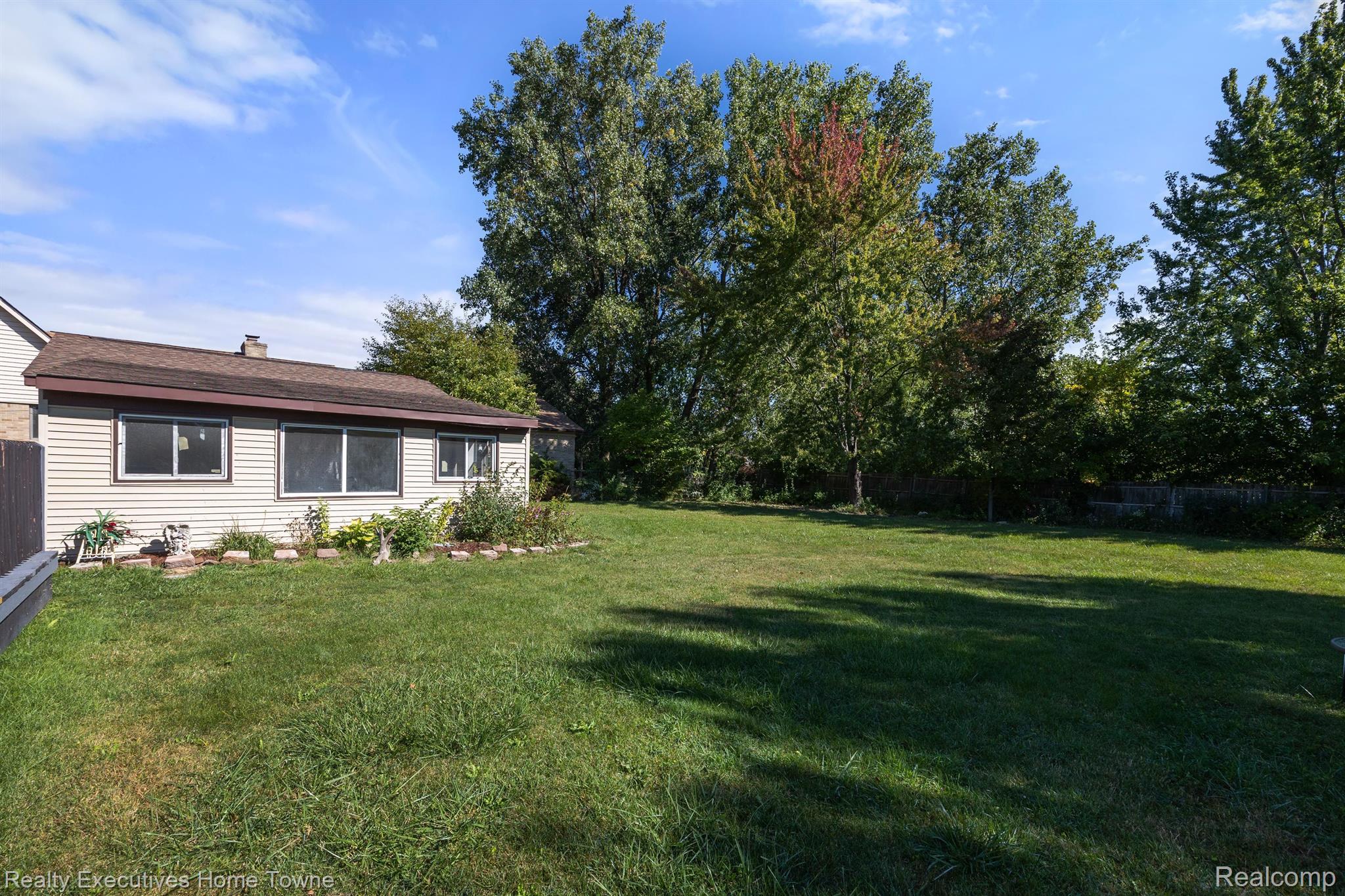 38798 Westchester Road Sterling Heights, MI 48310 - Photo 53 of 66 Gallery Image 53