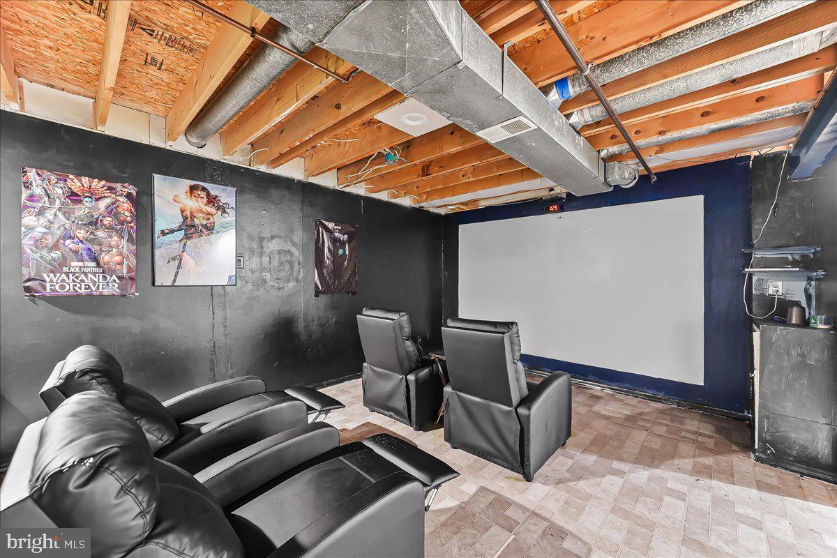 9 Corralberry Road Newark, DE 19702 - Photo 30 of 37 a room with furniture