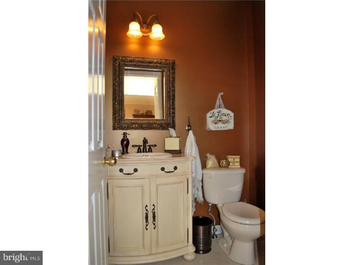 121 Statesman Road Chalfont, PA 18914 - Photo 12 of 25 Half Bath