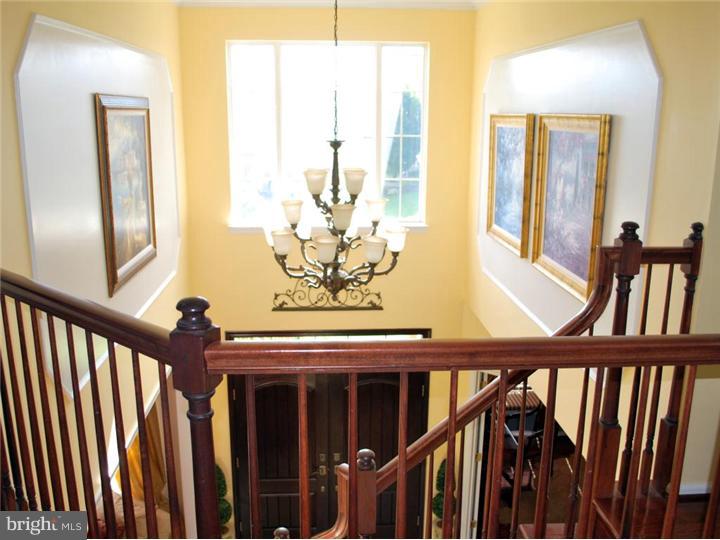 121 Statesman Road Chalfont, PA 18914 - Photo 4 of 25 Foyer
