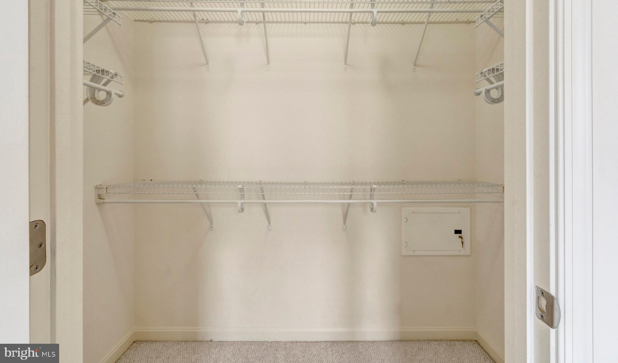 2665 Prosperity Avenue, Unit 345 Fairfax, VA 22031 - Photo 16 of 33 a view of a room