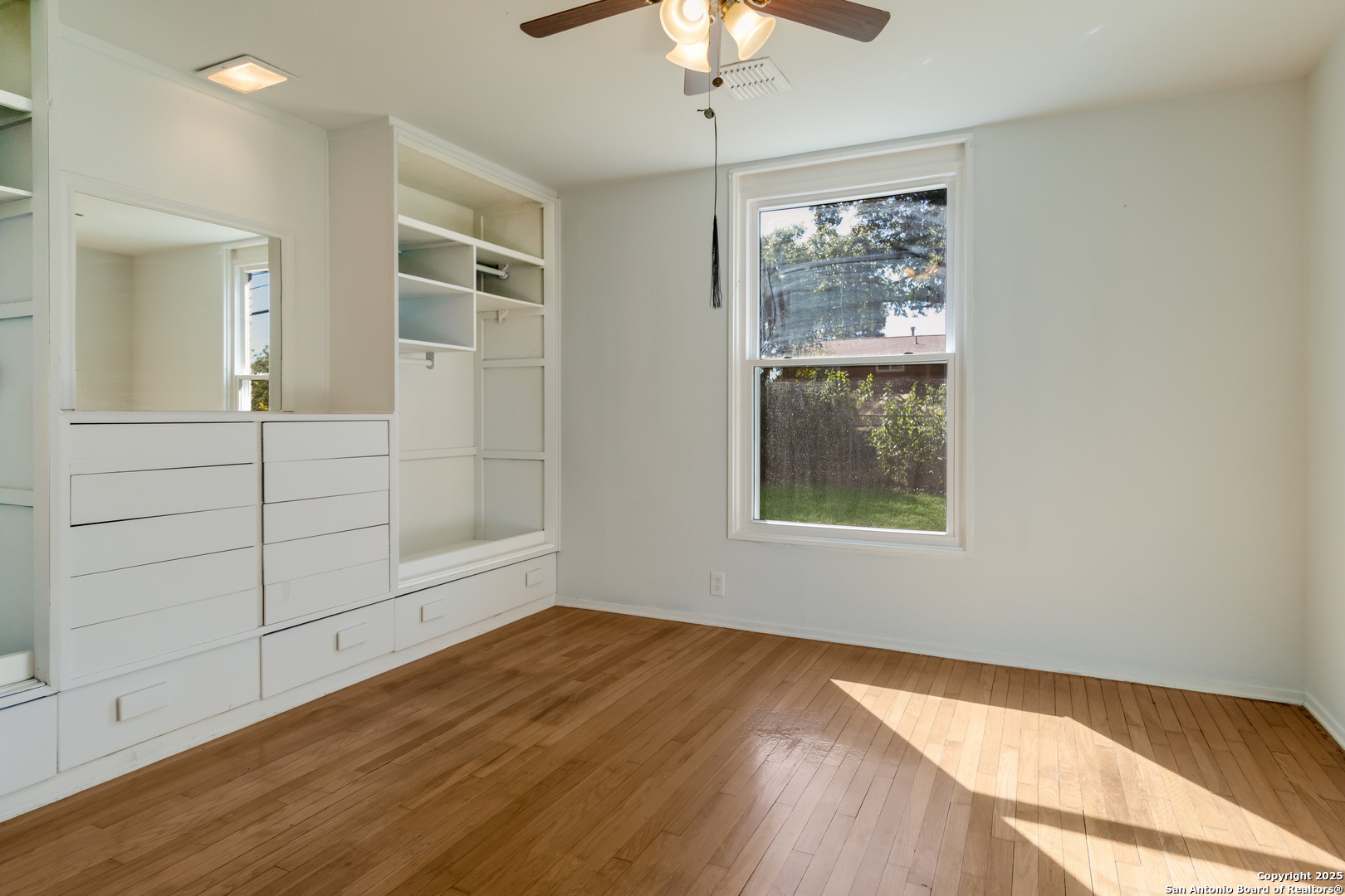 4342 Eisenhauer Road San Antonio, TX 78218 - Photo 19 of 31