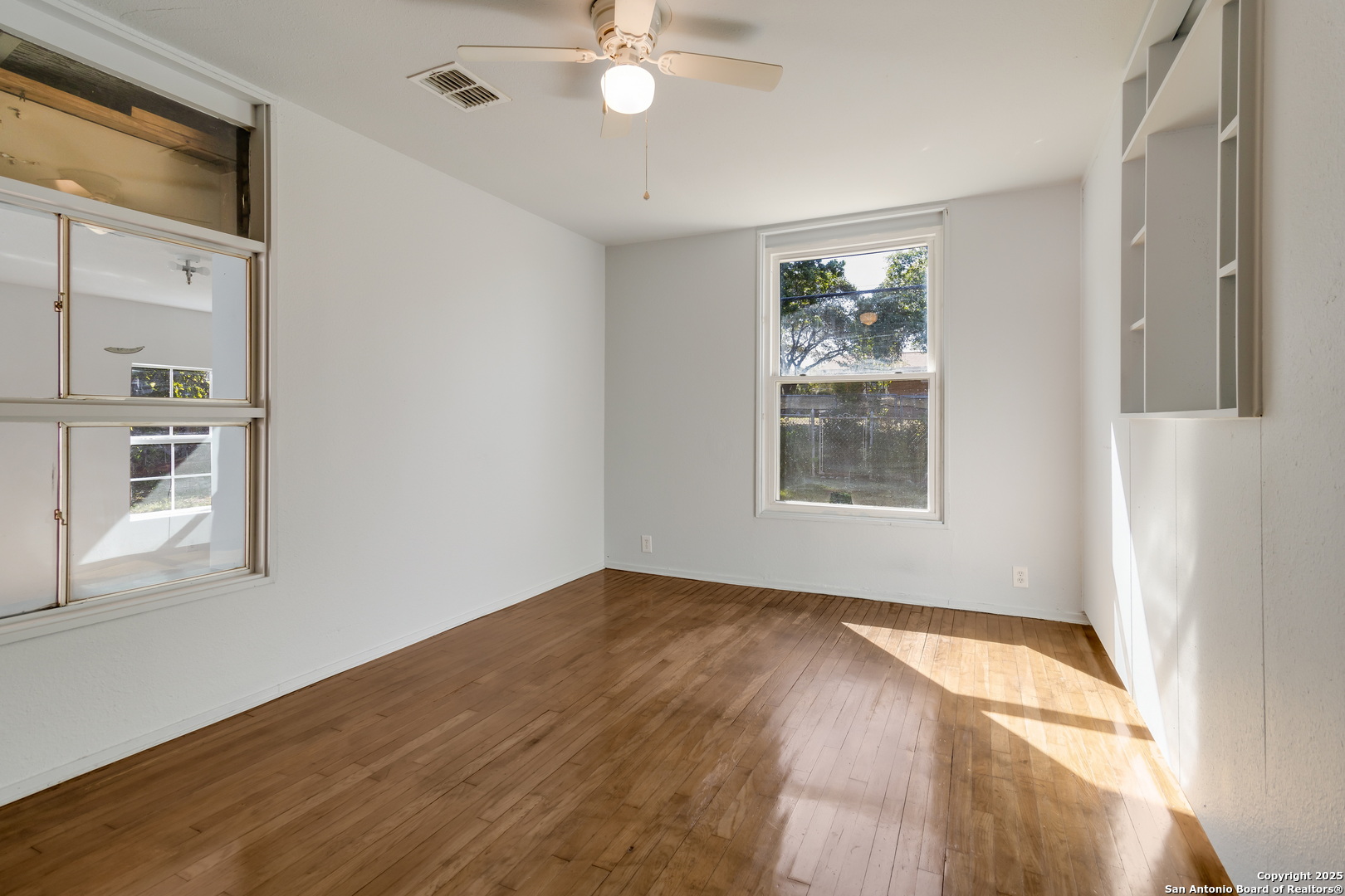 4342 Eisenhauer Road San Antonio, TX 78218 - Photo 23 of 31