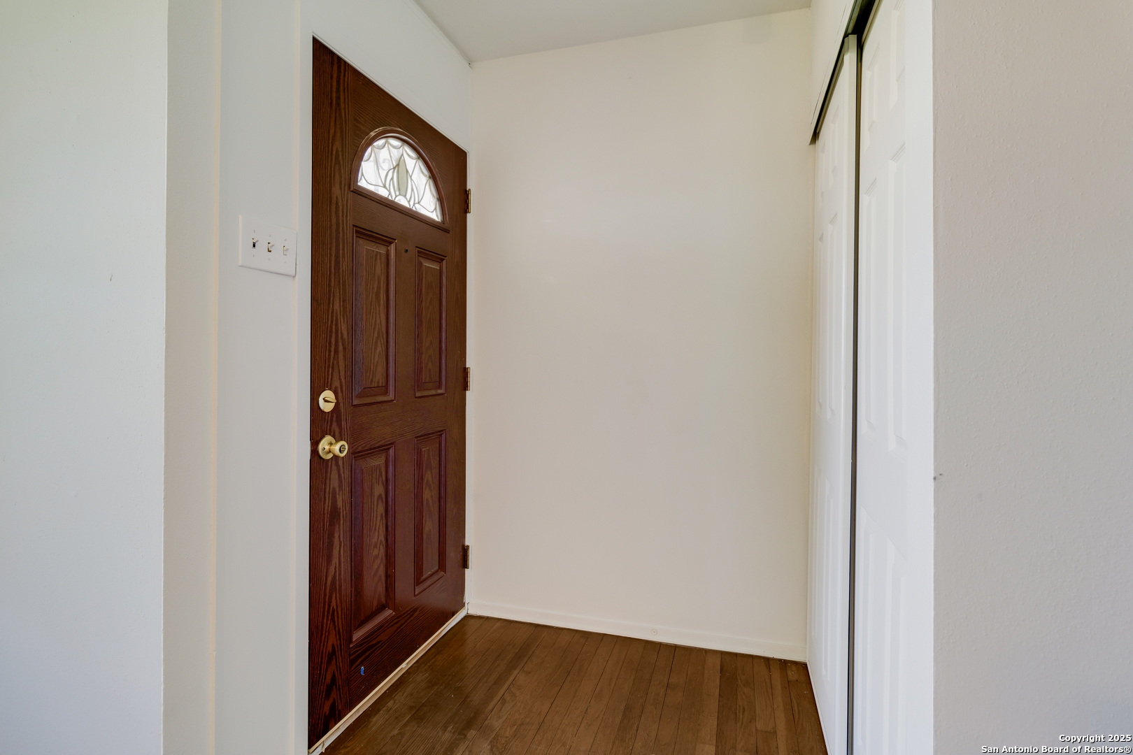 4342 Eisenhauer Road San Antonio, TX 78218 - Photo 6 of 31