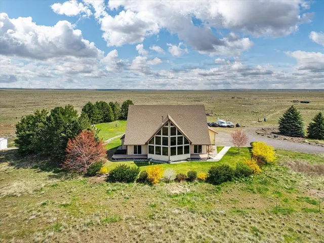 $875,000 | 37761 L-NE Road, Coulee City, WA 99115