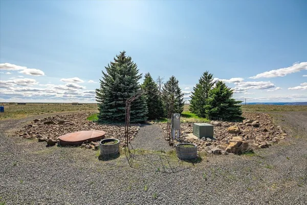 $875,000 | 37761 L-NE Road, Coulee City, WA 99115