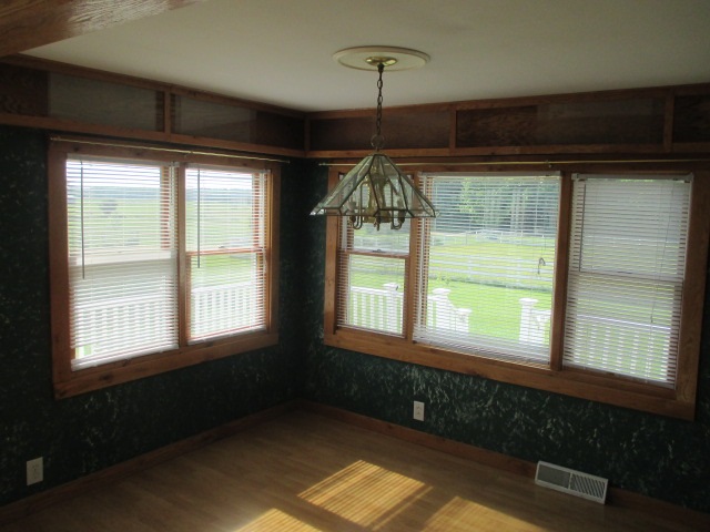 1491 East Millbrook Road Mount Pleasant, MI 48858 - Photo 9 of 20 1818355-8.JPG