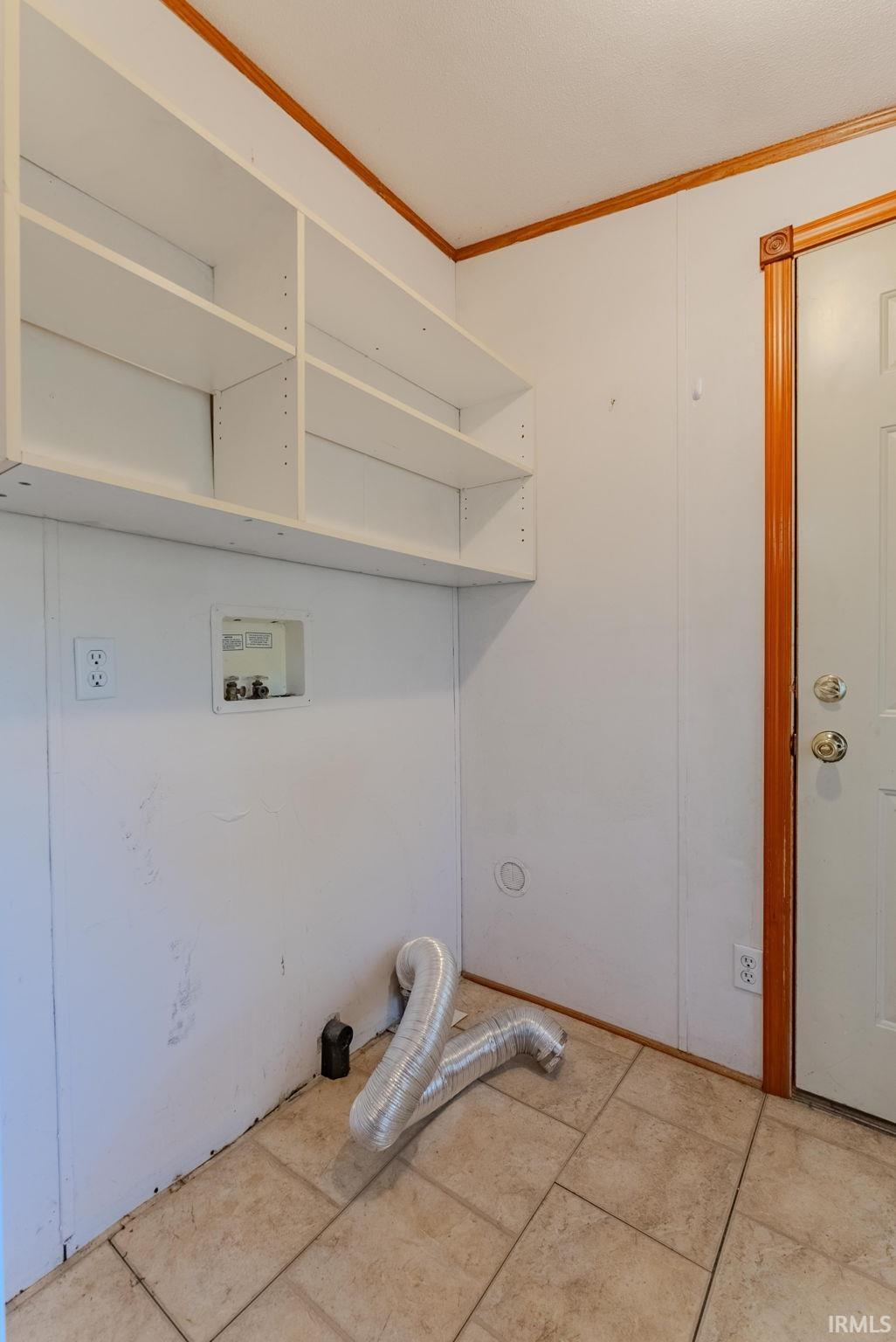 705 East 3rd Street Fairmount, IN 46928 - Photo 11 of 27