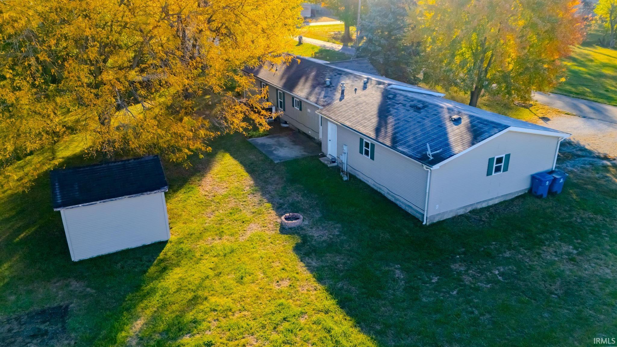 705 East 3rd Street Fairmount, IN 46928 - Photo 13 of 27