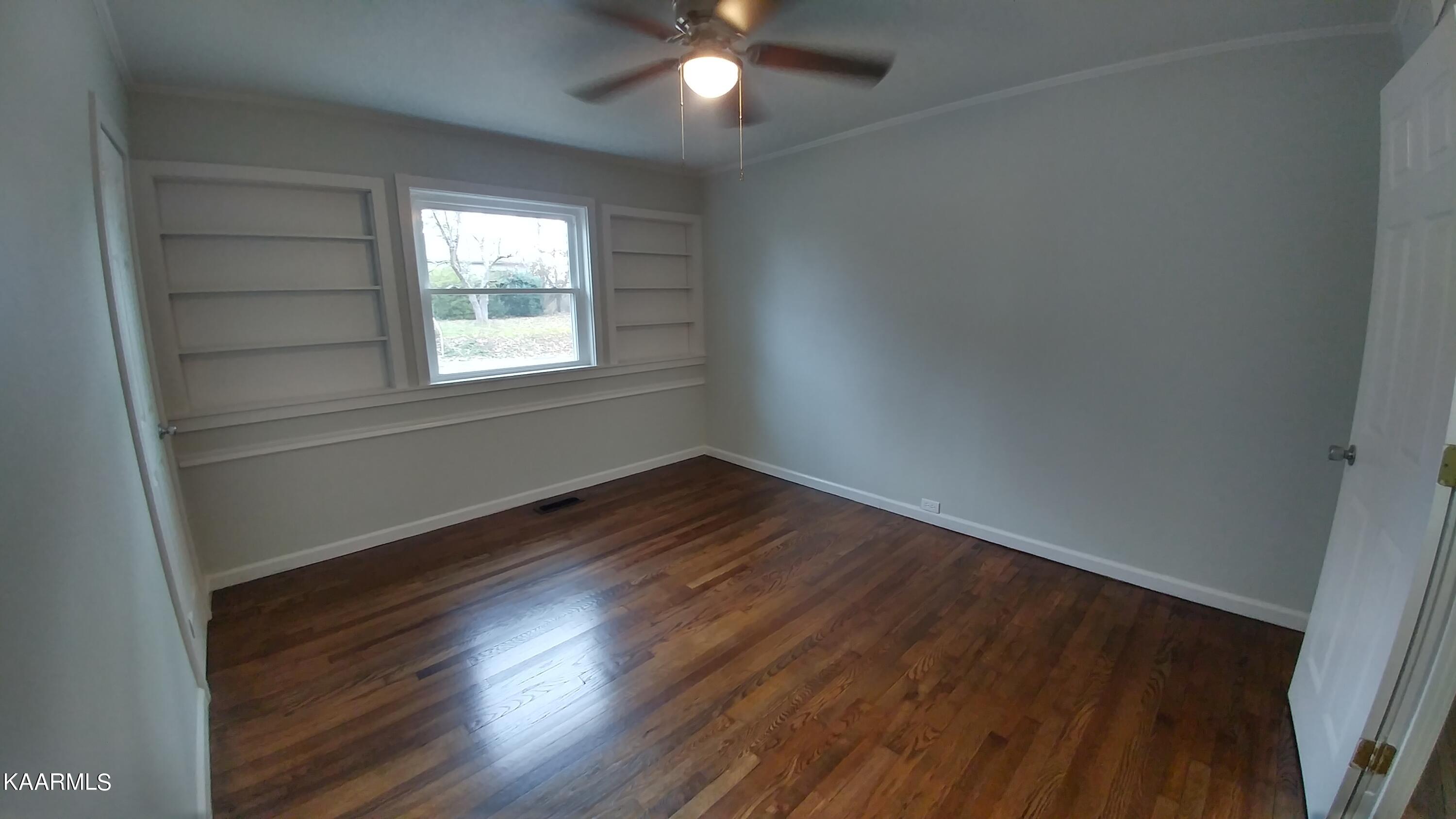 203 West Fairview Road Oak Ridge, TN 37830 - Photo 14 of 30 0105221119a_HDR