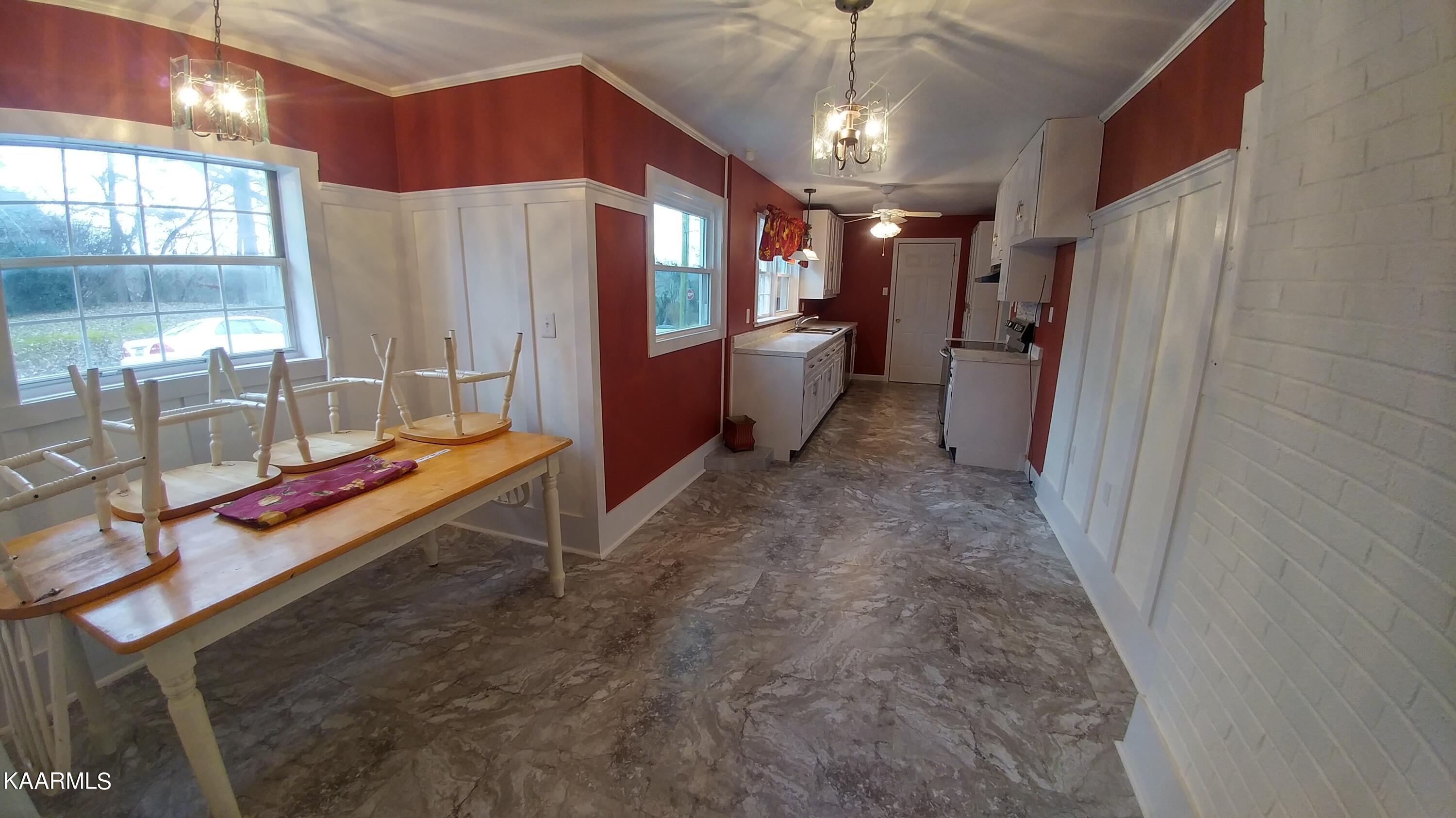 203 West Fairview Road Oak Ridge, TN 37830 - Photo 3 of 30 0105221113_HDR