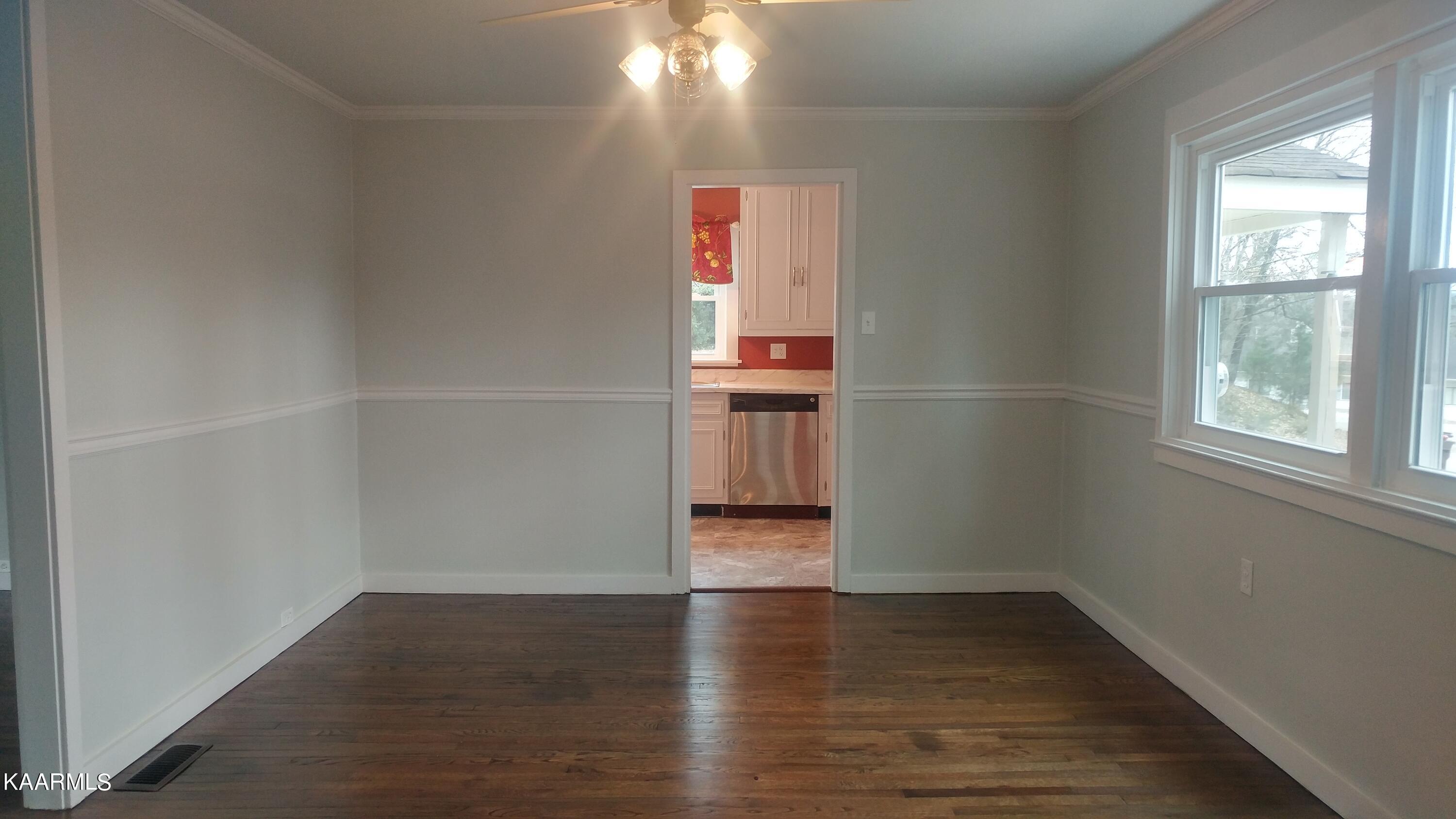 203 West Fairview Road Oak Ridge, TN 37830 - Photo 8 of 30 0105221116_HDR