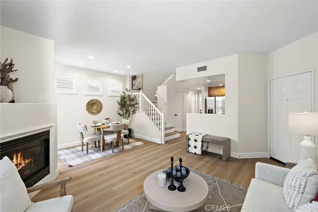 $885,000 | 14 Poppyfield Lane, Rancho Santa Margarita, CA 92688