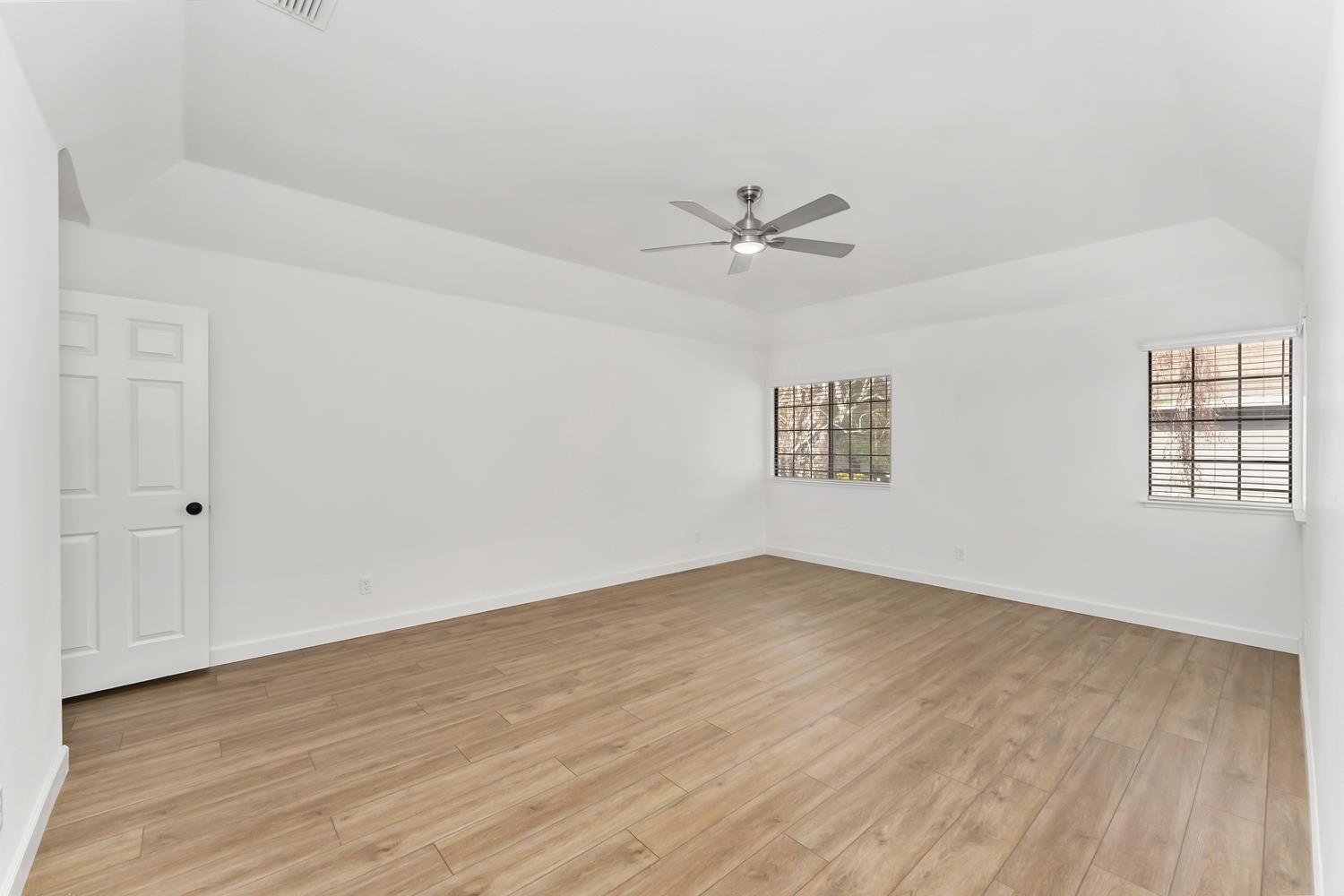 1101 Rio Cidade Way Sacramento, CA 95831 - Photo 33 of 66