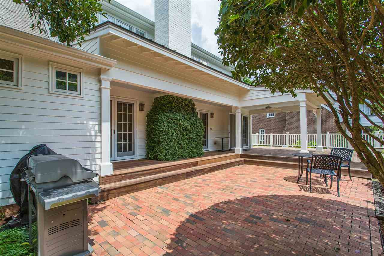 2318 Hales Road Raleigh, NC 27608 - Photo 27 of 30 Photo 27