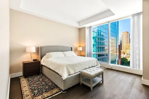$5,650,000 | 50 Liberty Drive, Unit 10K, Boston, MA 02210