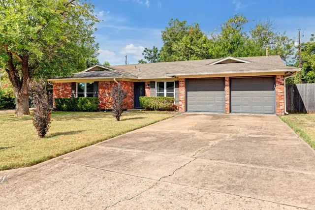 $2,550 | 7402 Bucknell Drive, Austin, TX 78723