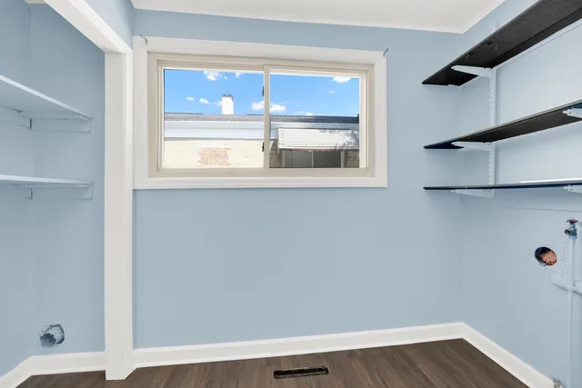 $284,900 | 8053 South Kenton Avenue, Chicago, IL 60652