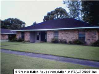 14832 Ridgeside Avenue Baton Rouge, LA 70818 - Photo 1 of 9