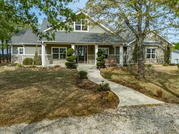 $599,000 | 299 Briar Creek Lane, Bowie, TX 76230