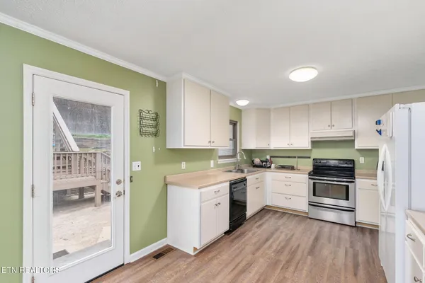 $399,000 | 138 Colwyn Street, Cumberland Gap, TN 37724