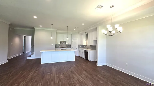 $1,100 | 7616 Whitetip Avenue, Baton Rouge, LA 70810